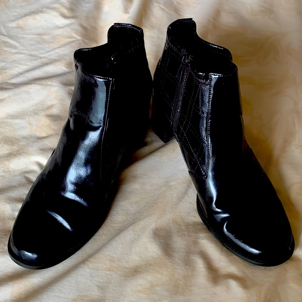 London Fog shiny brown vinyl ankle boots.